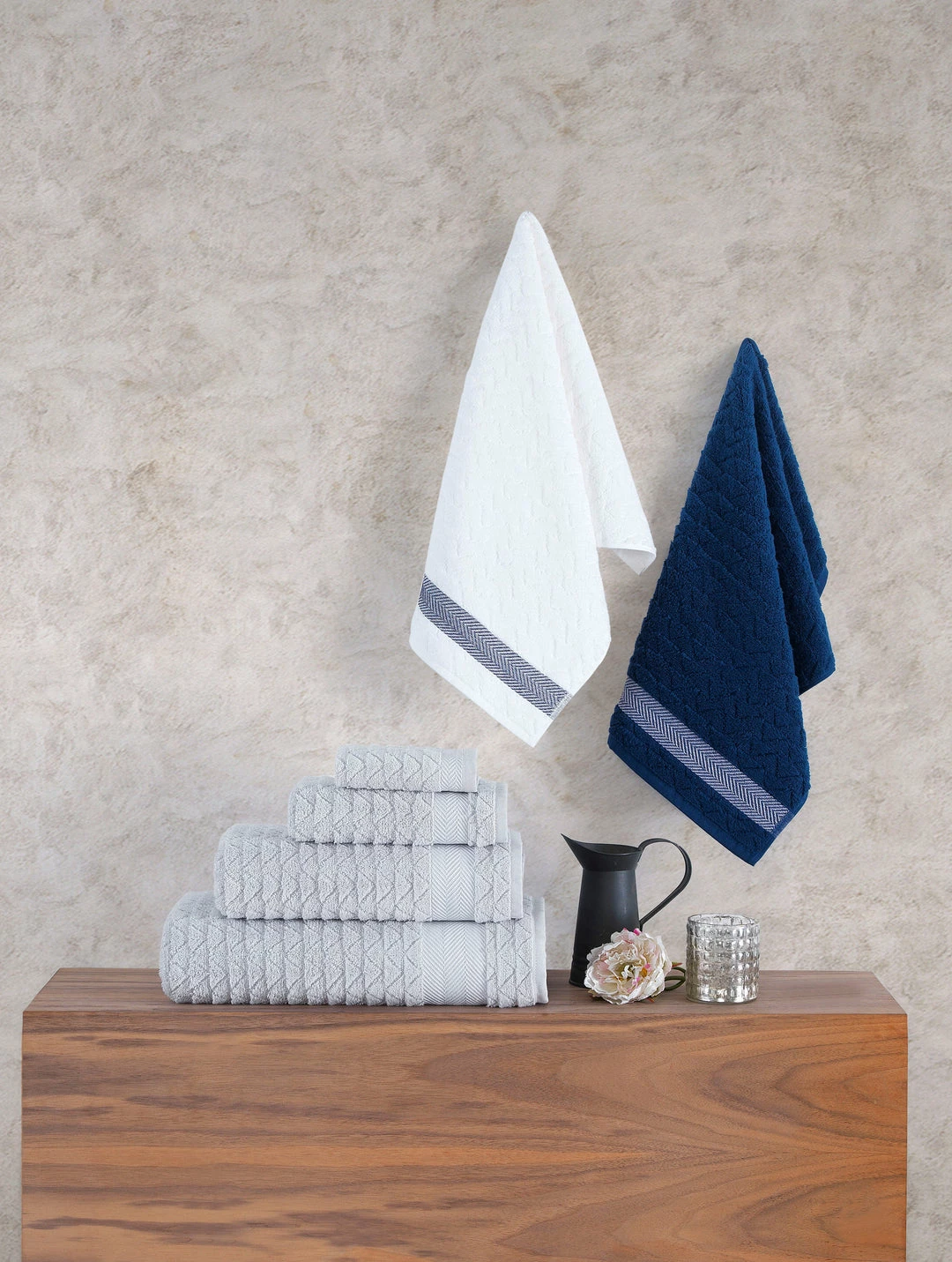 Best Sale 🌟 Brooks Brothers Herringbone 4 pcs Hand Towels 🔔 - Image 2