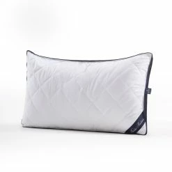 Brand new 👏 Brooks Brothers Climate Pillow 🎁